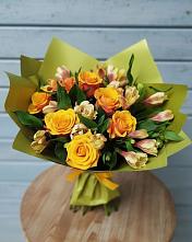 Букет цветов из:  Альстромерии и Розы в Рудничном Кемеровской области