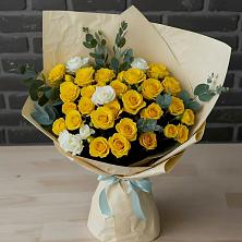 Букет цветов из:  Розы в Рудничном Кемеровской области