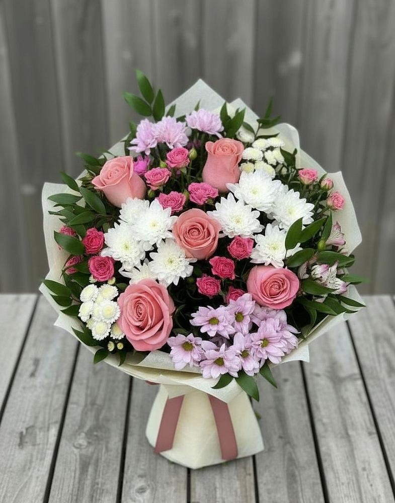 Букет цветов из: Альстромерии, Гвоздики, Розы и Хризантемы в Рудничном Кемеровской области