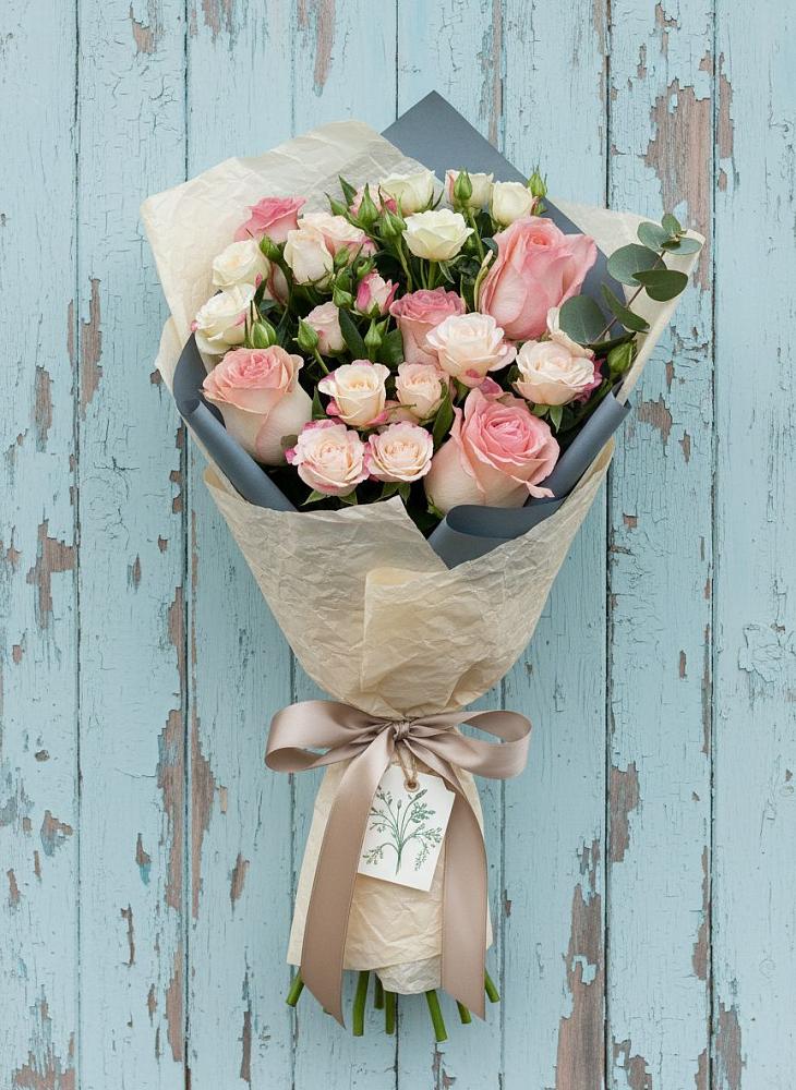 Букет цветов из: Розы в Рудничном Кемеровской области