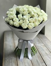 Букет 35 Белых роз в Рудничном Кемеровской области