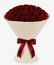 Букет 101 Бордовая роза Блэк Бакарра в Рудничном Кемеровской области