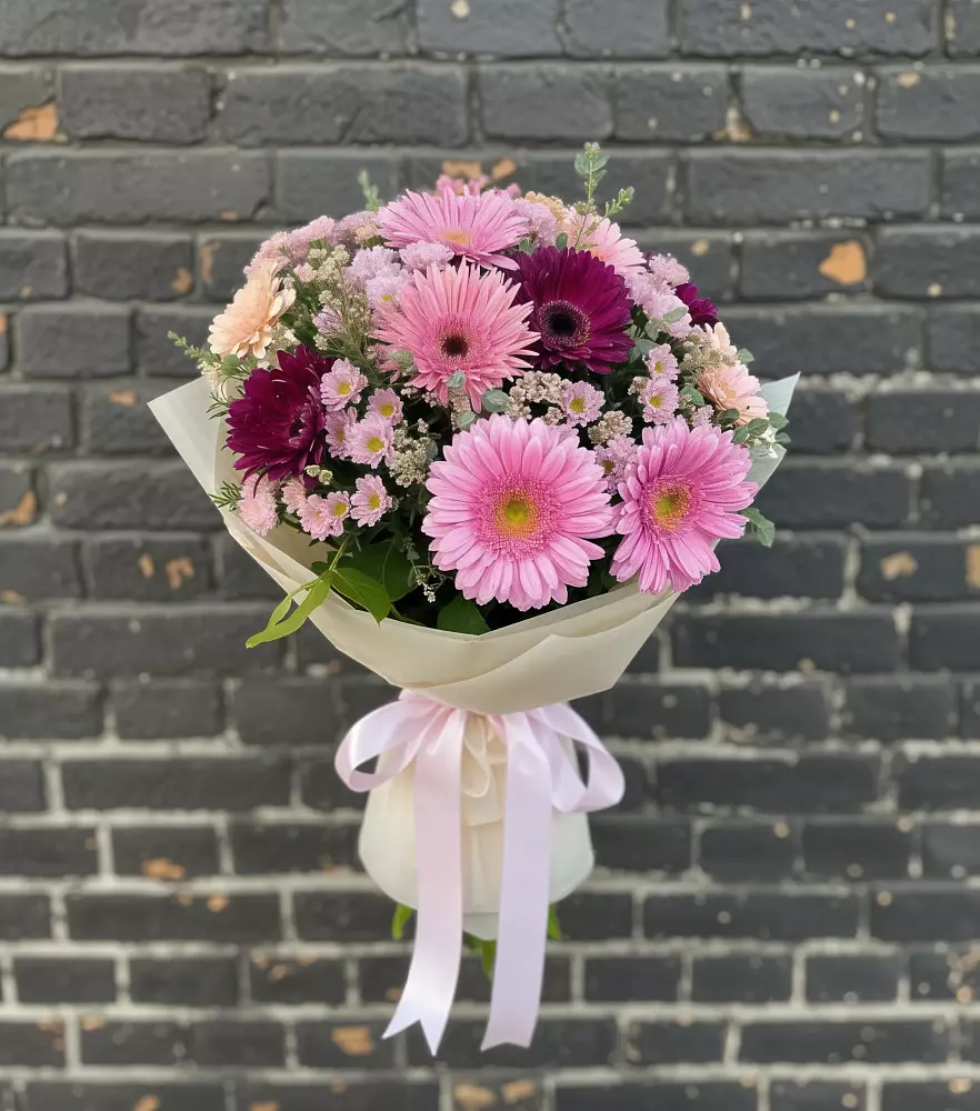 Букет цветов из: Герберы и Хризантемы в Рудничном Кемеровской области