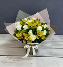 Букет цветов из:  Орхидеи и Розы в Рудничном Кемеровской области