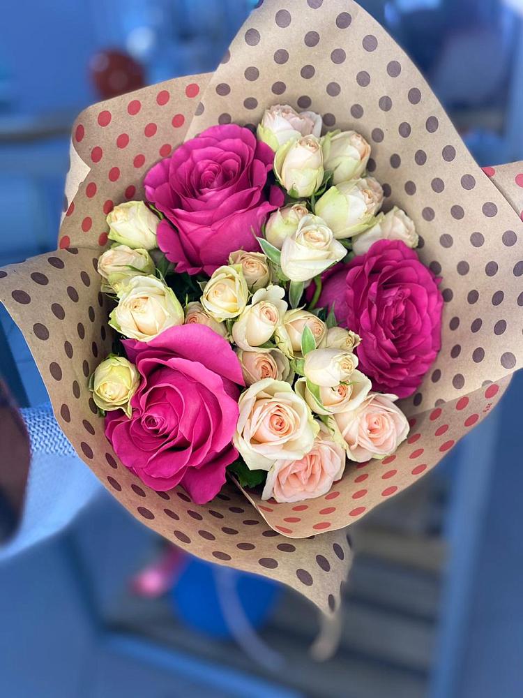 Букет цветов из: Розы в Рудничном Кемеровской области