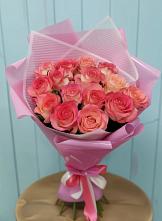 Букет 15 Розовых роз Равель в Рудничном Кемеровской области