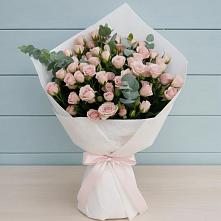 Букет цветов из:  Розы в Рудничном Кемеровской области