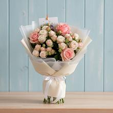 Букет цветов из:  Розы в Рудничном Кемеровской области